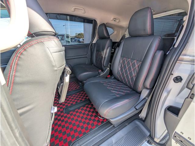 フリード クロスター 天井モニター/大型ナビフルセグTVバックカメラブルートゥース/衝突軽減ブレーキサポート/前後ミラー型ドラレコ/両側パワースライドドア/リヤフィルム施工済み/クラッツィオ黒革調カバー/両席シートヒーター(36枚目)