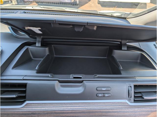 フリード クロスター 天井モニター/大型ナビフルセグTVバックカメラブルートゥース/衝突軽減ブレーキサポート/前後ミラー型ドラレコ/両側パワースライドドア/リヤフィルム施工済み/クラッツィオ黒革調カバー/両席シートヒーター(37枚目)