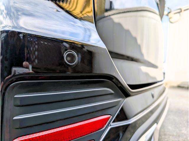 ヴォクシー Ｓ－Ｚ　モデリスタエアロ（Ｆ．Ｓ．Ｒ）　天井モニター　大型ナビフルセグＴＶ　リヤフィルム施工済み　両側パワースライドドア　前後ドライブレコーダー　ブラックハーフレザーシート　ＴＶキャンセラー　禁煙車　７人乗り（13枚目）