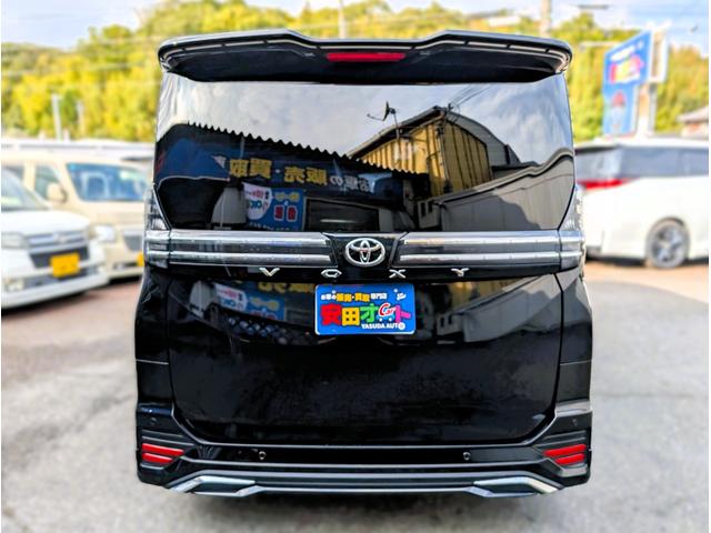 ヴォクシー Ｓ－Ｚ　モデリスタエアロ（Ｆ．Ｓ．Ｒ）　天井モニター　大型ナビフルセグＴＶ　リヤフィルム施工済み　両側パワースライドドア　前後ドライブレコーダー　ブラックハーフレザーシート　ＴＶキャンセラー　禁煙車　７人乗り（22枚目）