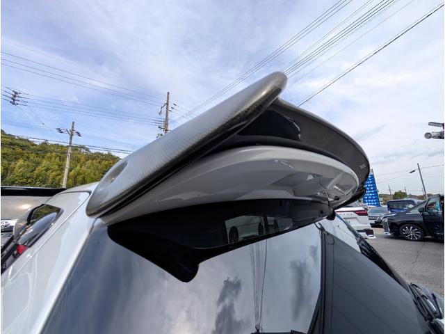 スイフトスポーツ ベースグレード　エアロ　テイン車高調（純正あり）　ＧＲＯＷフロントグリル（純正あり）　モンスタースポーツマフラー（純正あり）　グレッディリヤウイング　３連メーター　ナビフルセグＴＶＢＴ　クルコンパドルシフト　１オーナ（4枚目）