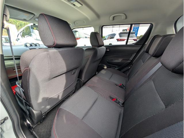 スイフトスポーツ ベースグレード　エアロ　テイン車高調（純正あり）　ＧＲＯＷフロントグリル（純正あり）　モンスタースポーツマフラー（純正あり）　グレッディリヤウイング　３連メーター　ナビフルセグＴＶＢＴ　クルコンパドルシフト　１オーナ（32枚目）