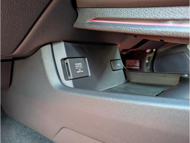 シビック タイプＲ　無限カーボンステアリング　無限ブルーミラー　Ｇｒｇｏセキュリティーシステム　モレルピラーツイーター　スーパーキャットレーダー　前後ドラレコ　無限フロアマット　ナビフルセグＴＶＢカメラ　Ｃセンサー禁煙車（43枚目）