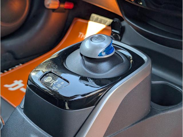 ノート e-パワー X 24年新品タイヤ 全方位モニター デジタルインナーミラー 衝突軽減ブレーキサポート 1オーナー全記録簿禁煙車 ドラレコ ナビフルセグTVバックカメラブルートゥース レーダー Cセンサー 空気圧センサー(32枚目)