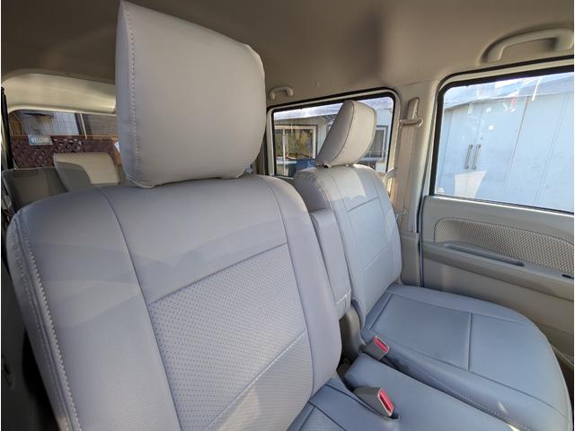 エブリイワゴン ＰＺターボスペシャル　ハイルーフ　両側パワースライド　衝突軽減ブレーキサポート　オートステップ　ナビフルセグＴＶバックカメラブルートゥース　コーナーセンサー　フォグランプ　革調シートカバー　禁煙車　スマートキー（6枚目）