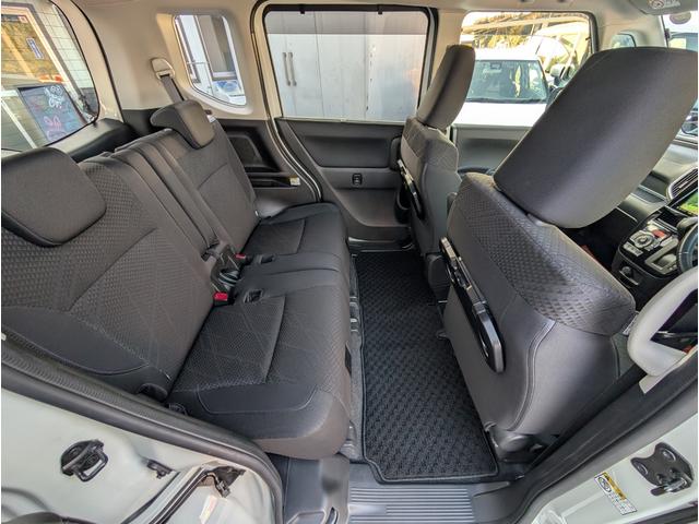 ソリオバンディット ハイブリッドＭＶ　新品タイヤ　大型ナビ　全方位カメラ　フルセグＴＶ　両側パワースライドドア　衝突軽減ブレーキサポート　シートヒーター　コーナーセンサー　アイドリングＳＴＯＰ　２列目開閉テーブル　ＥＴＣ　クルコン（29枚目）