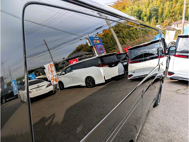 ハイエースバン スーパーＧＬ　ダークプライムＩＩ　フリップダウン　大型ナビ　デイトナホイール　新品ジオランダーホワイトレター　全方位モニター　両側パワースライド　デジタルミラー　リヤフィルム施工　衝突軽減ブレーキ　ハーフレザーシート　純正ホイール（10枚目）