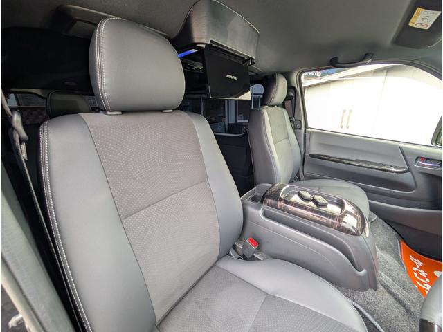 ハイエースバン スーパーＧＬ　ダークプライムＩＩ　フリップダウン　大型ナビ　デイトナホイール　新品ジオランダーホワイトレター　全方位モニター　両側パワースライド　デジタルミラー　リヤフィルム施工　衝突軽減ブレーキ　ハーフレザーシート　純正ホイール（12枚目）