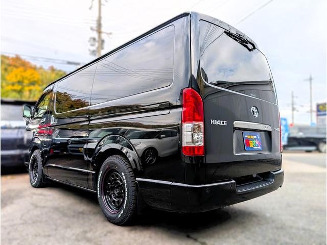 ハイエースバン スーパーＧＬ　ダークプライムＩＩ　フリップダウン　大型ナビ　デイトナホイール　新品ジオランダーホワイトレター　全方位モニター　両側パワースライド　デジタルミラー　リヤフィルム施工　衝突軽減ブレーキ　ハーフレザーシート　純正ホイール（27枚目）