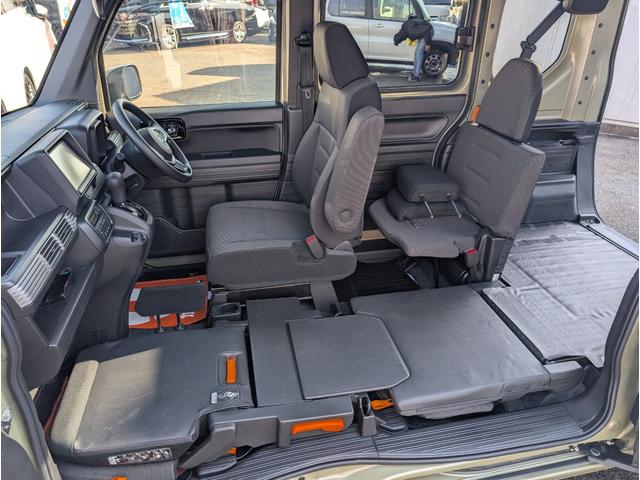 N-VAN+スタイル ファン 大型ナビフルセグTV 衝突軽減ブレーキサポート ギャザーズ大型ツイーター TVキャンセラー ドラレコ コーナーセンサー フルフラット クルコン ステアリングスイッチ ETC ECON 禁煙車(5枚目)