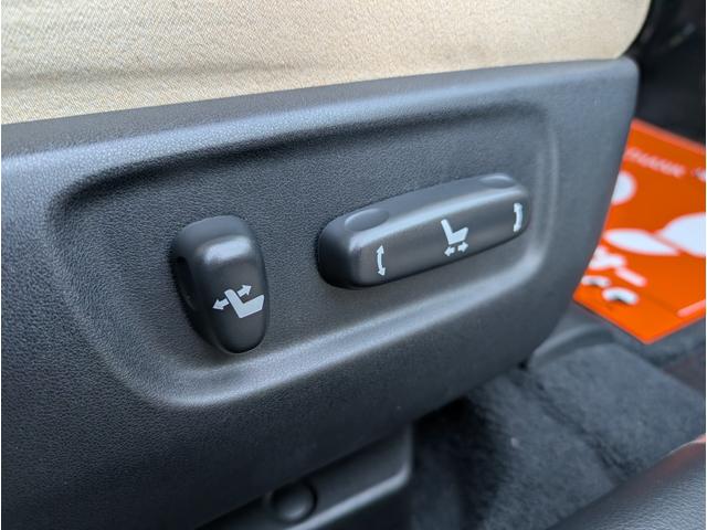 ＳＡＩ Ｇ　Ａパッケージ　ナビフルセグＴＶバックカメラ　電動パワーシート　コーナーセンサー　ブルートゥース　フロントカメラ　電動サンシェイド　ウッドコンビステアリング　クルコン　ステアリングスイッチ　記憶シート　禁煙車（4枚目）