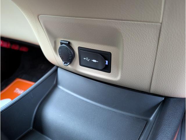 ＳＡＩ Ｇ　Ａパッケージ　ナビフルセグＴＶバックカメラ　電動パワーシート　コーナーセンサー　ブルートゥース　フロントカメラ　電動サンシェイド　ウッドコンビステアリング　クルコン　ステアリングスイッチ　記憶シート　禁煙車（30枚目）