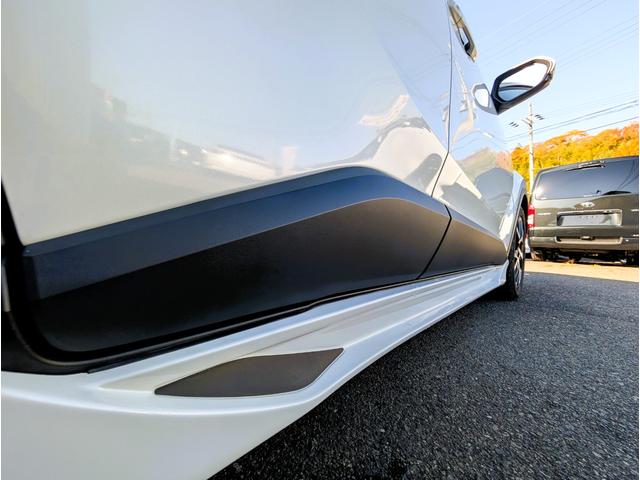 Ｃ－ＨＲ Ｇ　ＴＲＤエアロ（Ｆ／Ｓ／Ｒ）　大型ナビフルセグＴＶ　ブラインドスポットモニター　モデリスターミラーカバー　レーダー　バックカメラブルートゥース　クルコン　ステアリングスイッチ　１オーナー　禁煙車　記録簿（7枚目）