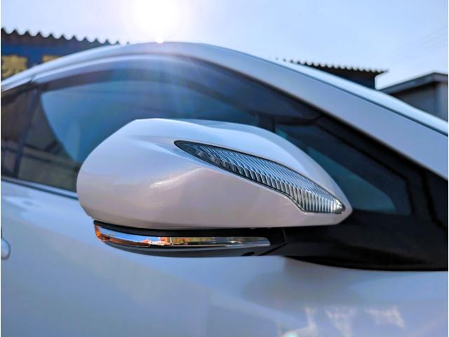 Ｃ－ＨＲ Ｇ　ＴＲＤエアロ（Ｆ／Ｓ／Ｒ）　大型ナビフルセグＴＶ　ブラインドスポットモニター　モデリスターミラーカバー　レーダー　バックカメラブルートゥース　クルコン　ステアリングスイッチ　１オーナー　禁煙車　記録簿（9枚目）