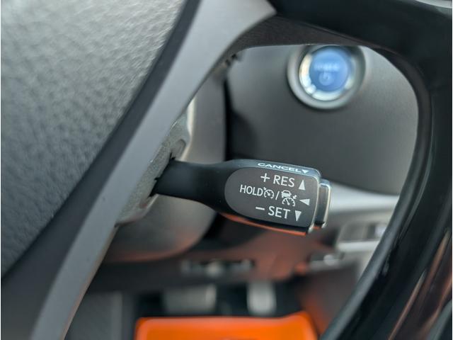 Ｃ－ＨＲ Ｇ　ＴＲＤエアロ（Ｆ／Ｓ／Ｒ）　大型ナビフルセグＴＶ　ブラインドスポットモニター　モデリスターミラーカバー　レーダー　バックカメラブルートゥース　クルコン　ステアリングスイッチ　１オーナー　禁煙車　記録簿（11枚目）