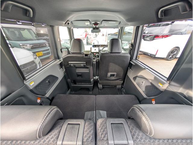 タント カスタムＸ　２トーンカラー　大型ナビ　衝突軽減ブレーキサポート　サイドガーニッシュ　ブラインドスポットモニター　タイマー付き両側パワースライドドア　フルセグＴＶバックカメラブルートゥース　運転席ロングレール　禁煙（31枚目）