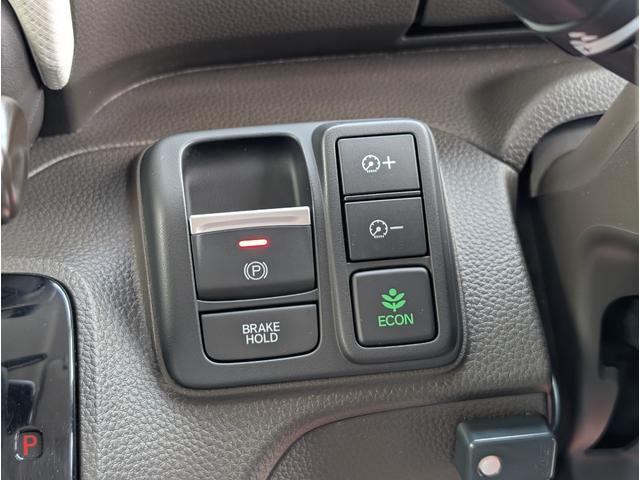 N-BOX L ナビフルセグTV 衝突軽減ブレーキサポート パワースライドドア 前後ドライブレコーダー コーナーセンサー 自動パーキングシステム TVキャンセラー 両席シートヒーター クルコン 禁煙車(3枚目)