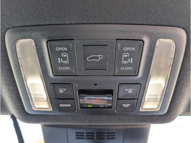 ヴォクシー ハイブリッドS-Z フリップダウン モデリスタエアロ デジタルインナーミラー リヤ電動パワーゲート ユニバーサルステップ 両側パワースライド 大型ビフルセグTVバックカメラBT TVキャンセラー 両席シートヒーター禁煙車(5枚目)