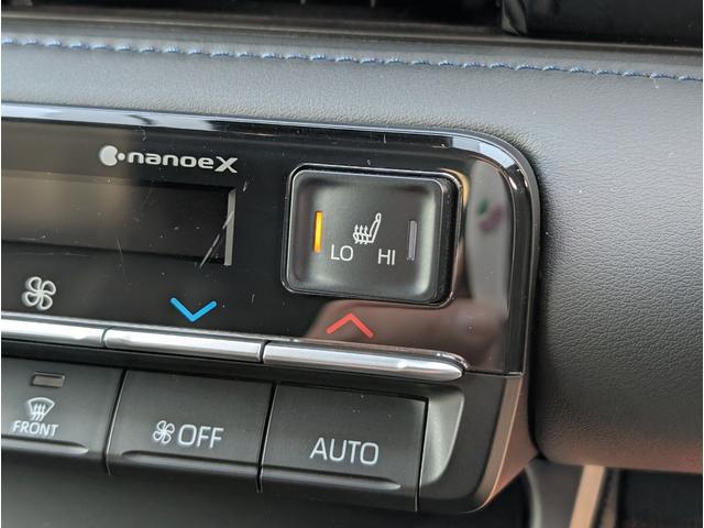 ヴォクシー ハイブリッドS-Z フリップダウン モデリスタエアロ デジタルインナーミラー リヤ電動パワーゲート ユニバーサルステップ 両側パワースライド 大型ビフルセグTVバックカメラBT TVキャンセラー 両席シートヒーター禁煙車(16枚目)