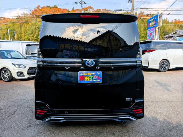 ヴォクシー ハイブリッドS-Z フリップダウン モデリスタエアロ デジタルインナーミラー リヤ電動パワーゲート ユニバーサルステップ 両側パワースライド 大型ビフルセグTVバックカメラBT TVキャンセラー 両席シートヒーター禁煙車(28枚目)