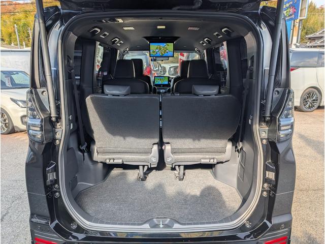 ヴォクシー ハイブリッドS-Z フリップダウン モデリスタエアロ デジタルインナーミラー リヤ電動パワーゲート ユニバーサルステップ 両側パワースライド 大型ビフルセグTVバックカメラBT TVキャンセラー 両席シートヒーター禁煙車(29枚目)