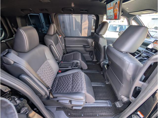 ヴォクシー ハイブリッドS-Z フリップダウン モデリスタエアロ デジタルインナーミラー リヤ電動パワーゲート ユニバーサルステップ 両側パワースライド 大型ビフルセグTVバックカメラBT TVキャンセラー 両席シートヒーター禁煙車(40枚目)