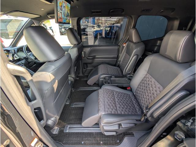 ヴォクシー ハイブリッドS-Z フリップダウン モデリスタエアロ デジタルインナーミラー リヤ電動パワーゲート ユニバーサルステップ 両側パワースライド 大型ビフルセグTVバックカメラBT TVキャンセラー 両席シートヒーター禁煙車(42枚目)