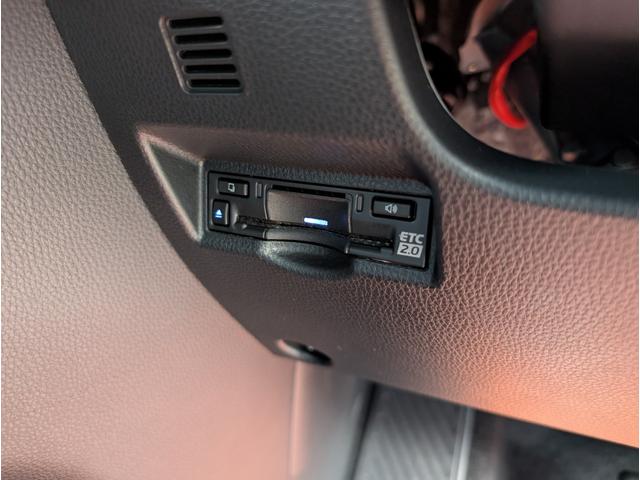 ヴォクシー ハイブリッドS-Z フリップダウン モデリスタエアロ デジタルインナーミラー リヤ電動パワーゲート ユニバーサルステップ 両側パワースライド 大型ビフルセグTVバックカメラBT TVキャンセラー 両席シートヒーター禁煙車(45枚目)