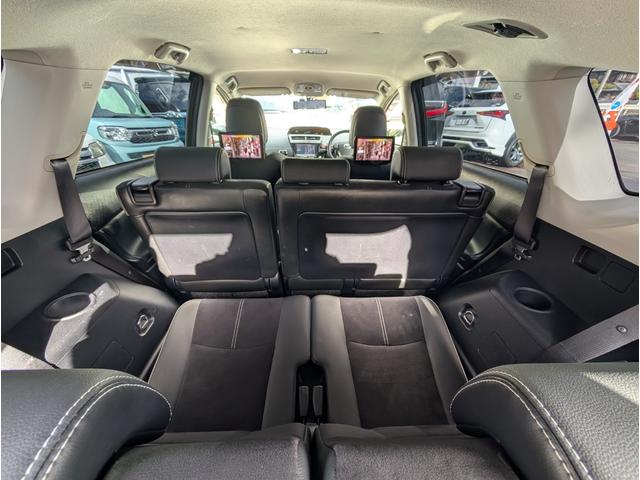 プリウスアルファ Ｓツーリングセレクション・Ｇ’ｓ　７人乗り　後席モニター　大型ナビフルセグＴＶ　前後ミラー型ドラレコ　リヤフィルム施工済み　３列シート　ステアリングスイッチ　クルコン　禁煙車　バックカメラブルートゥース（28枚目）