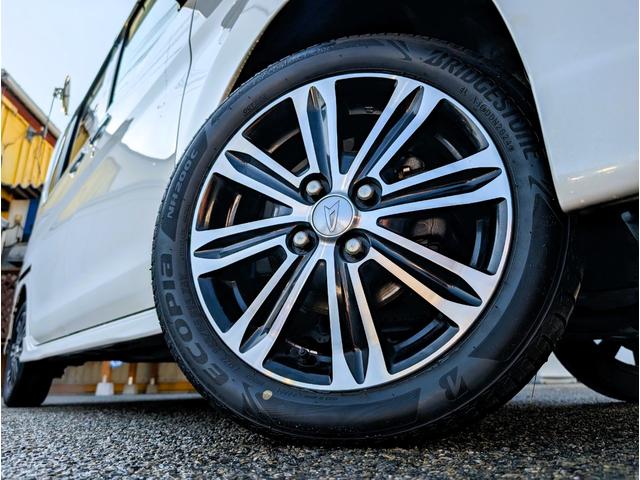 タント カスタムＲＳ　トップエディションＳＡＩＩＩ　ナビフルセグＴＶ　２０２４年タイヤ　前後ドラレコ　衝突軽減ブレーキサポート　両側パワースライドドア　コーナーセンサー　ブラックハーフレザーシート　シートヒーター　アイソフィックス　ターボ　ＬＥＤ禁煙車（36枚目）