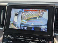 運転苦手な方も安心の全方位モニター装備です！！ 5