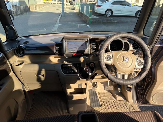 Ｎ－ＢＯＸ ２トーンカラースタイル　ＧターボＳＳパッケージ　ナビ　Ｂカメラ　クルーズコントロール　ＥＴＣ　両側パワースライドドア（22枚目）