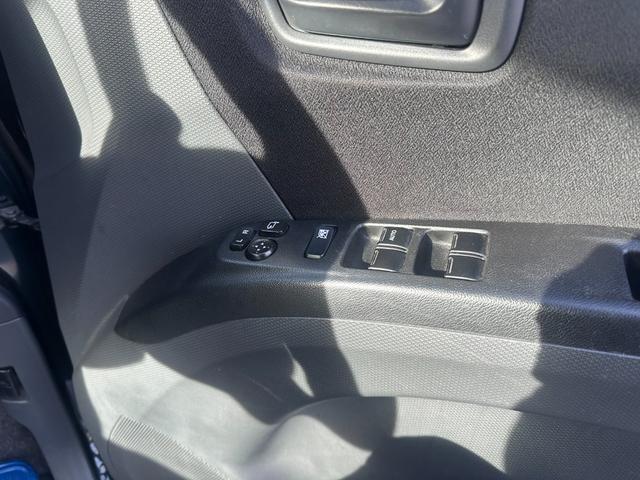 ソリオ Ｇリミテッド　ナビ　地デジ　ＥＴＣ（17枚目）