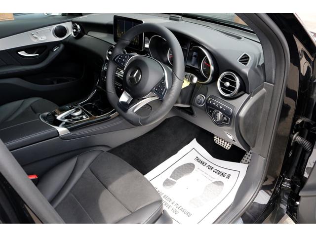 GLC220d4マチックスポーツ登録済未使用車 新品マット付(5枚目)