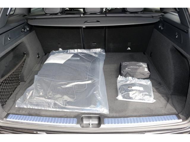 GLC220d4マチックスポーツ登録済未使用車 新品マット付(17枚目)