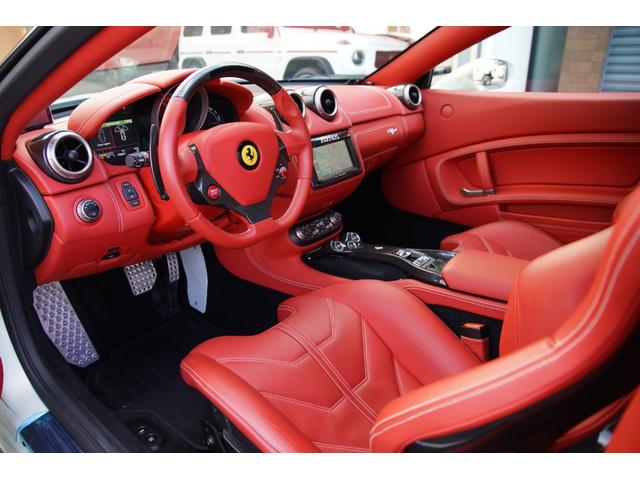 カリフォルニア30 ベースグレード Giappone 国内10台限定 ビアンコイタリアオパコ ベタ付き除去済 スーパーレーシングシート カーボンドライビングゾーン アウターハンドルカーボン フューエルカバーカーボン E/Gルームカーボン(12枚目)