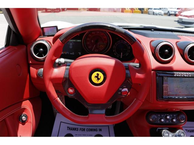 カリフォルニア30 ベースグレード Giappone 国内10台限定 ビアンコイタリアオパコ ベタ付き除去済 スーパーレーシングシート カーボンドライビングゾーン アウターハンドルカーボン フューエルカバーカーボン E/Gルームカーボン(14枚目)