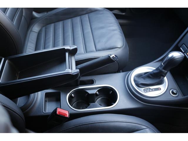 デザインレザーパッケージ ディーラー車 純正メモリーナビ 地デジ CD DVD Bluetooth バックカメラ 前後パークセンサー 前席シートヒーター オートライト 純正17インチアルミホイール(12枚目)