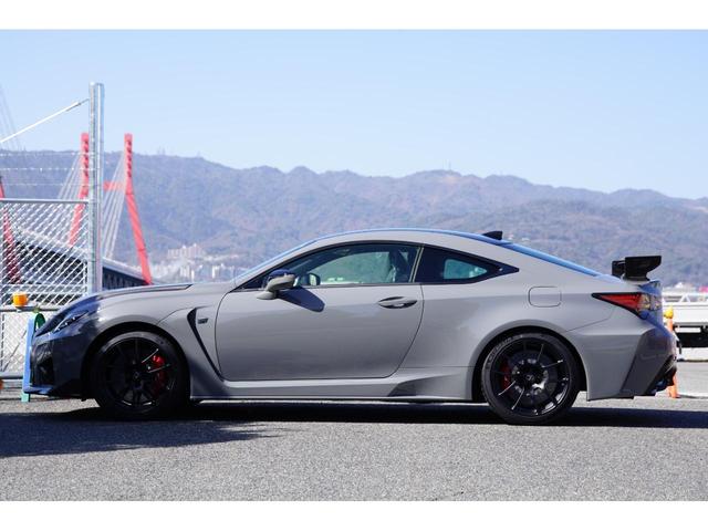 日本全国のお客様へ販売・ご納車が可能でございます。ご遠方のお客様でも、末永いお付き合いができるようスタッフ一同心がけております。お気軽にお問い合わせくださいませ。