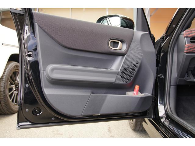 ＭＩＮＩ クーパーＳ　ジョン・クーパー・ワークス・トリム　法人１オーナーＪＣＷトリム　Ｍパッケージ　置くだけ充電　禁煙車　アダプティブクルーズコントロール　正面衝突警告　車線変更警告　車線逸脱警告　降車警告　ハーマンカードンサウンドシステム　インテリアカメラ（39枚目）