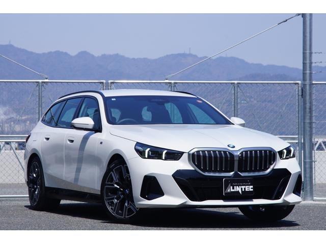５シリーズ ５２３ｄ　ｘＤｒｉｖｅツーリング　Ｍスポーツ　法人ワンオーナー　Ｍエアロダイナミックホイール　純正ナビ・地デジ／アンドロイドオート／Ｂｌｕｅｔｏｏｔｈ／ＡｐｐｌｅＣａｒＰｌａｙ　置くだけ充電　コンフォートドライビングパッケージ　オートハイビーム（4枚目）