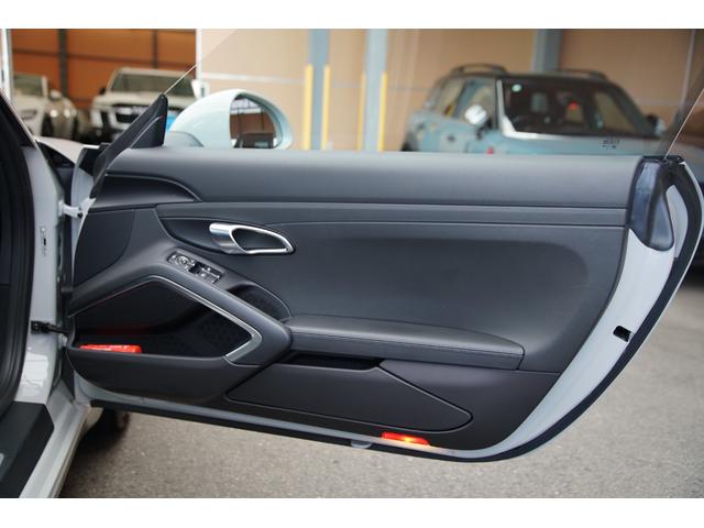 ９１１ ９１１カレラ　ＰＤＬＳ＋　ツインテールパイプ　純正２０インチＡＷ　ラバーフロアマット　ドライブレコーダー　ＥＴＣ　禁煙車　純正２０インチＡＷ　リアパークセンサー　オートエアコン　シートヒーター　電動格納ミラー（22枚目）