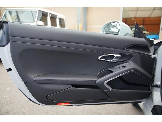 ９１１ ９１１カレラ　ＰＤＬＳ＋　ツインテールパイプ　純正２０インチＡＷ　ラバーフロアマット　ドライブレコーダー　ＥＴＣ　禁煙車　純正２０インチＡＷ　リアパークセンサー　オートエアコン　シートヒーター　電動格納ミラー（30枚目）