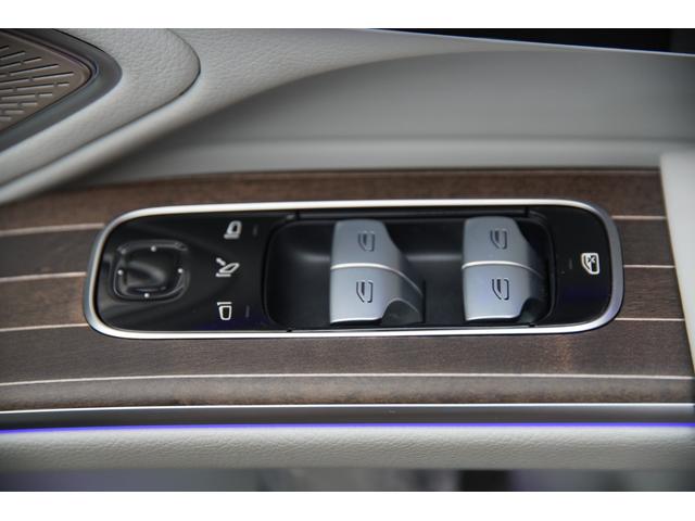 ＥＱＳ ＥＱＳ４５０＋　エディション１　国内３０台限定　ＡＭＧラインエクステリア　２１インチＡＭＧアルミホイール　ＭＢＵＸハイパースクリーン　ＭＢＵＸリアタブレッド　ＭＢＵＸリアエンターテインメント　ヒートポンプ　パノラマガラスサンルーフ（33枚目）