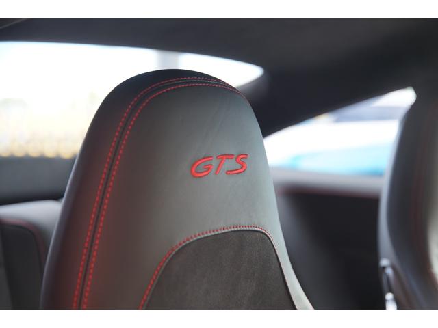 ９１１ ９１１カレラＧＴＳ　ＧＴＳインテリアパッケージ　カーボントリム　スポーツクロノパッケージ　ＰＤＬＳ＋　スポーツシート＋　スポーツエグゾーストシステム　エントリードライブ　ＰＡＳＭ　純正２０インチアルミホイール　禁煙車（12枚目）