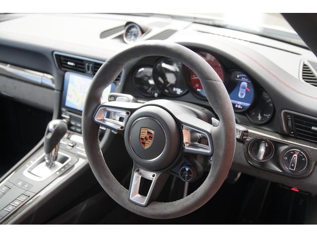 ９１１ ９１１カレラＧＴＳ　ＧＴＳインテリアパッケージ　カーボントリム　スポーツクロノパッケージ　ＰＤＬＳ＋　スポーツシート＋　スポーツエグゾーストシステム　エントリードライブ　ＰＡＳＭ　純正２０インチアルミホイール　禁煙車（14枚目）