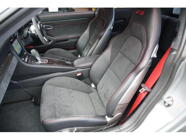 ９１１ ９１１カレラＧＴＳ　ＧＴＳインテリアパッケージ　カーボントリム　スポーツクロノパッケージ　ＰＤＬＳ＋　スポーツシート＋　スポーツエグゾーストシステム　エントリードライブ　ＰＡＳＭ　純正２０インチアルミホイール　禁煙車（29枚目）