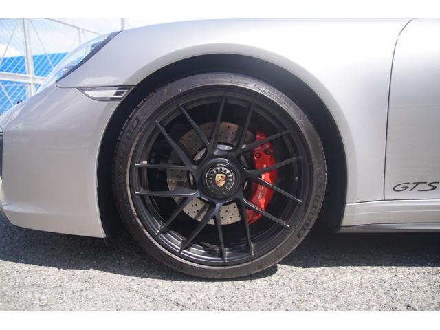 ９１１ ９１１カレラＧＴＳ　ＧＴＳインテリアパッケージ　カーボントリム　スポーツクロノパッケージ　ＰＤＬＳ＋　スポーツシート＋　スポーツエグゾーストシステム　エントリードライブ　ＰＡＳＭ　純正２０インチアルミホイール　禁煙車（40枚目）