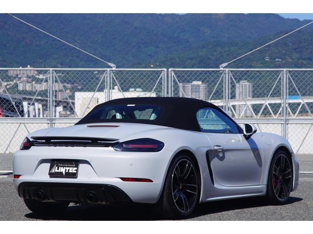 718ボクスター 718ボクスターGTS 4.0 左ハンドル 20インチカレラスポーツホイール エントリードライブシステム GTスポーツステアリング スポーツクロノ カーボンインテリアPKG スポーツデザインPKG ブルメスターハイエンド(7枚目)