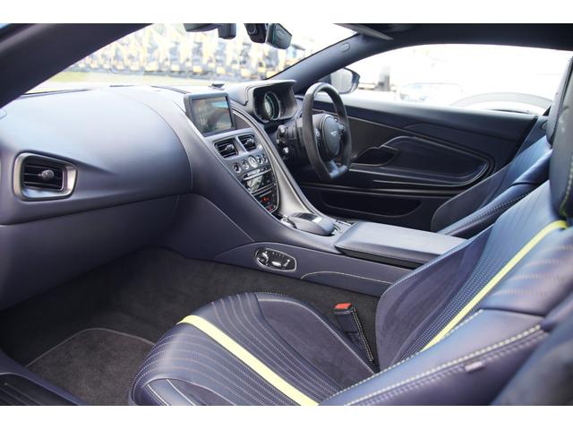 ＤＢ１１ 　ＨＡＲＯｐａｃｋ世界限定１００台　カーボンミラー　ドアノブカーボン　ｈａｎｇ＆ｏｌｕｆｓｅｎスペシャルオーディオ　　Ｆ．Ｓ．Ｒカーボン　カーボンミラー　ドアノブカーボン　Ｈ＆Ｒエアサス　カーボンルーフ（38枚目）